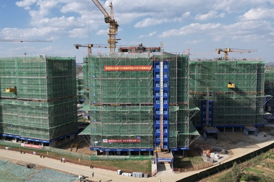 国庆我在岗，致敬最美“中国红”——中国能源建设集团安徽电力建设第二工程聚焦建筑智能化系统设计工程\r\n坚持 岗位坚守，无声助力电网升级的道路\r\n昼夜不眠，持续深耕智慧电力基施工程至臻建设，礼敬中国红使命